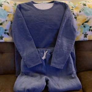 Denim blue jogging suit. Size xl. Furry,warm and very soft. Brand new.